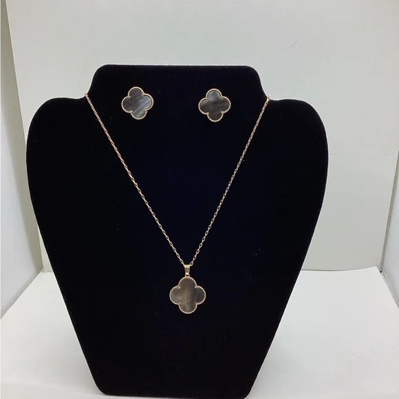 NYC ANNA STATEMENT TAN NECKLACE - Picture 6 of 8